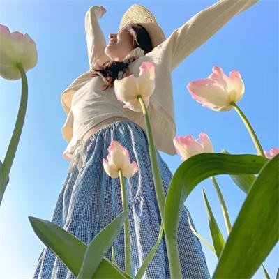 穿成年代文里的极品亲妈